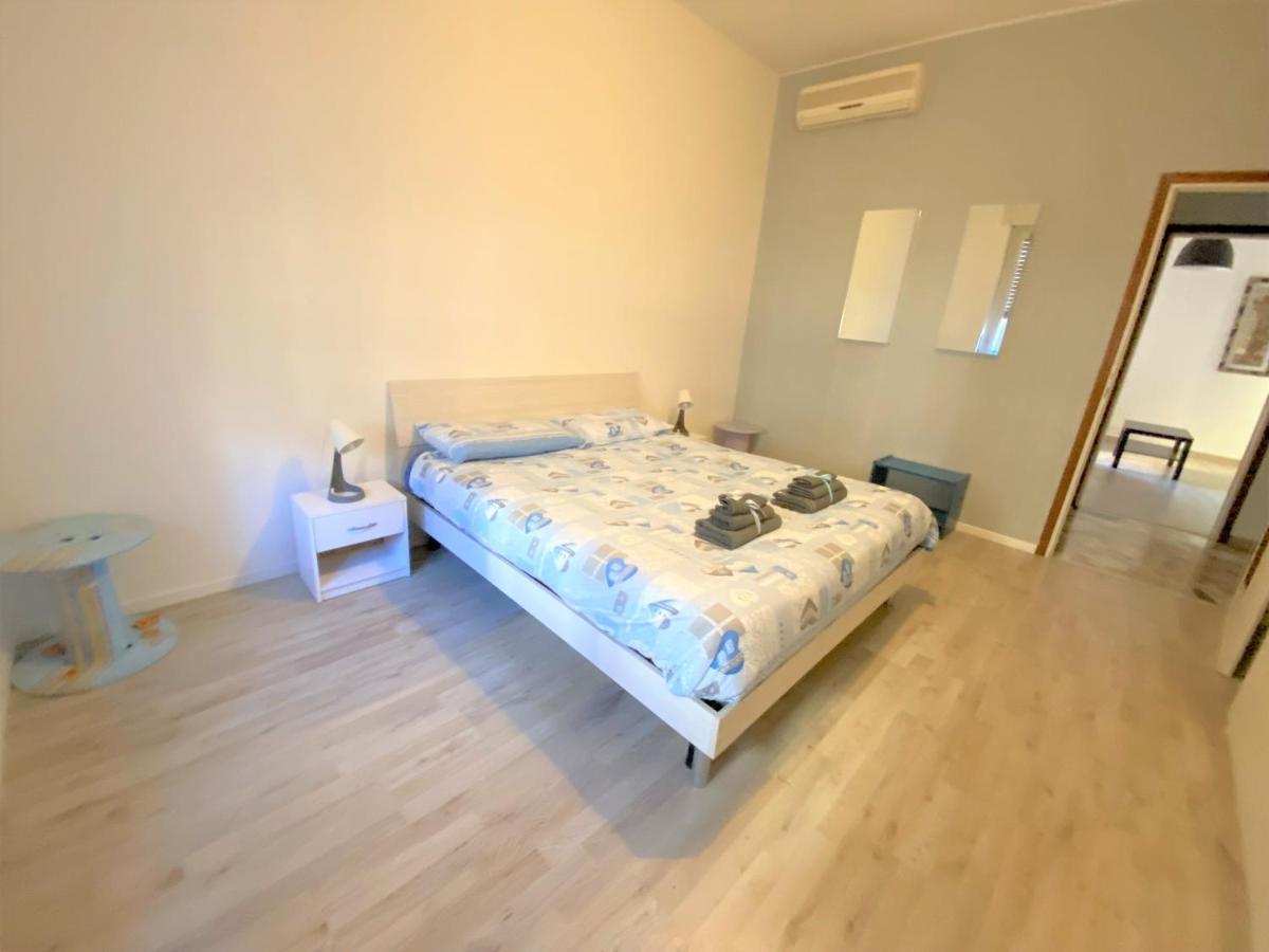 Casa Manolo Corsico Navigli Suite Apartment Milan Luaran gambar