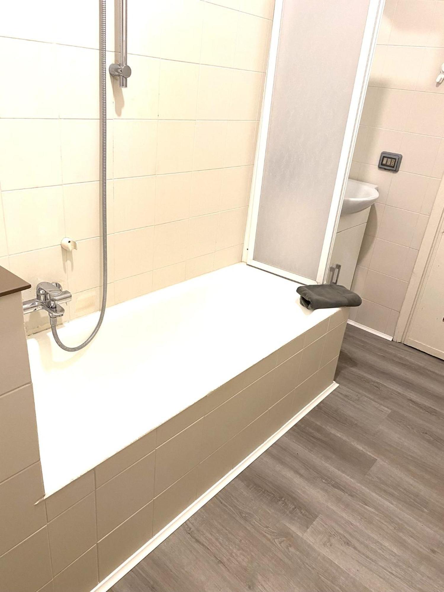 Casa Manolo Corsico Navigli Suite Apartment Milan Luaran gambar